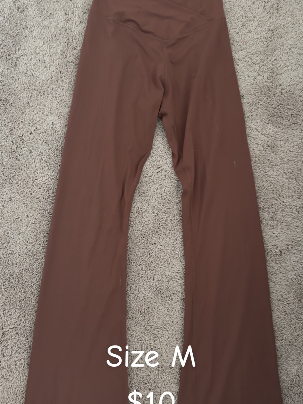 Crossed flare leggins